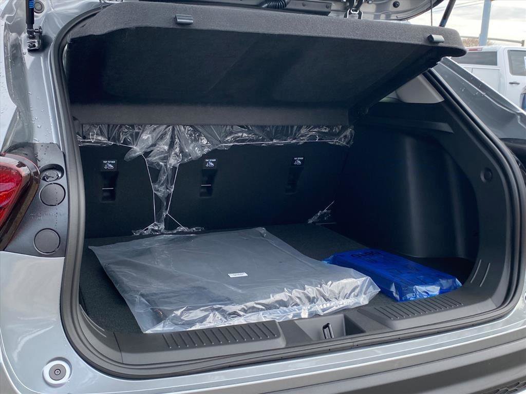 New 2026 Chevrolet Trax LT w/ LT Convenience Package image 19