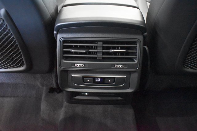 Used 2023 Audi Q7 3.0T Premium Plus AWD/4WD image 25