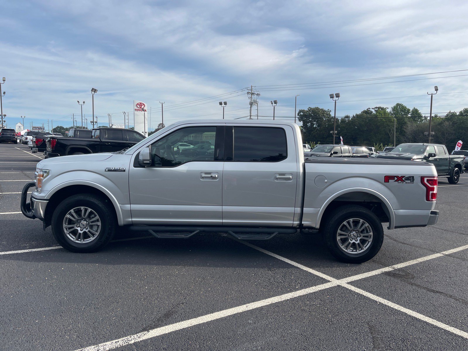Used 2018 Ford F150 Lariat w/ Trailer Tow Package AWD/4WD image 13