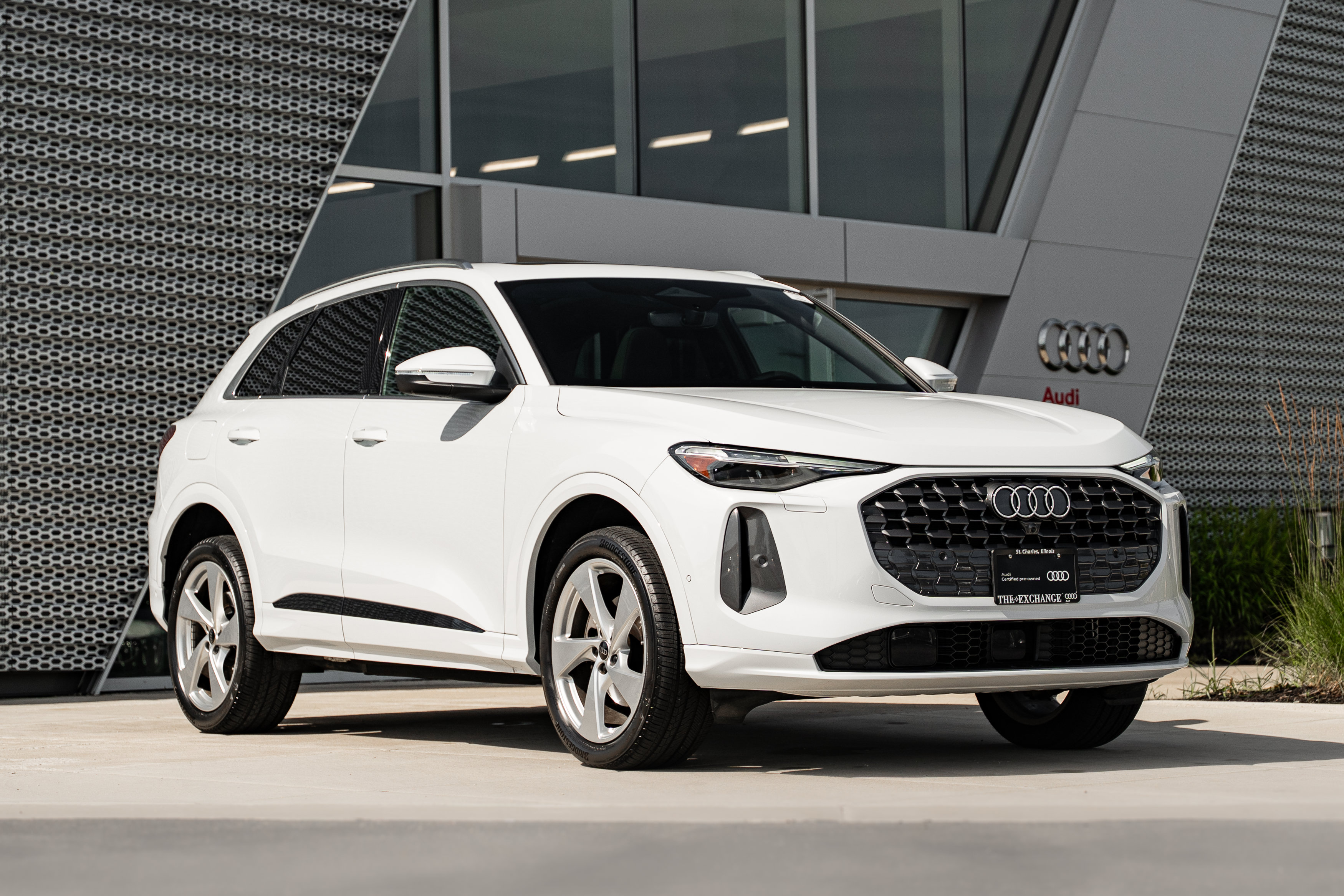 Certified 2025 Audi Q5 Premium w/ Premium Plus