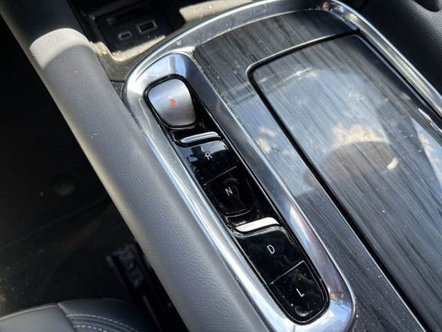 Certified 2023 Buick Enclave Essence FWD image 22
