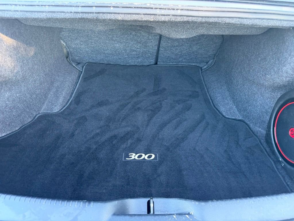 Used 2014 Chrysler 300 S w/ Luxury Group image 13