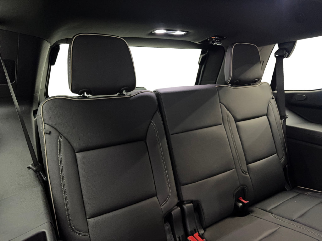 Used 2025 Chevrolet Tahoe Premier RWD image 44