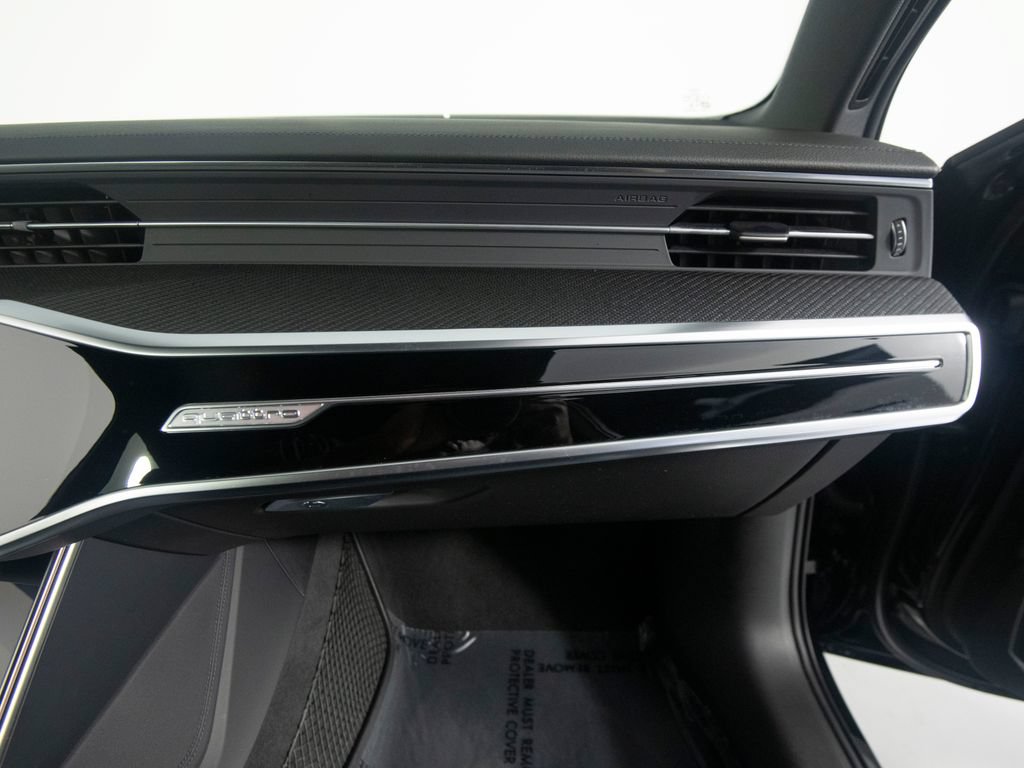 Used 2025 Audi RS 6 performance AWD/4WD image 36