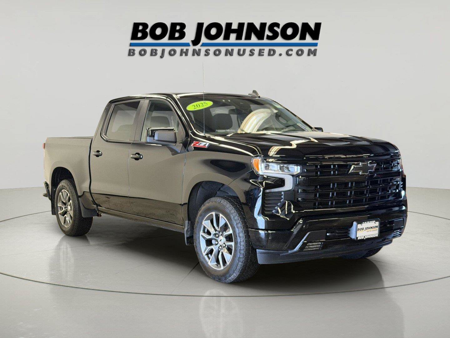 Used 2025 Chevrolet Silverado 1500 RST w/ Z71 Off-Road Package AWD/4WD image 1