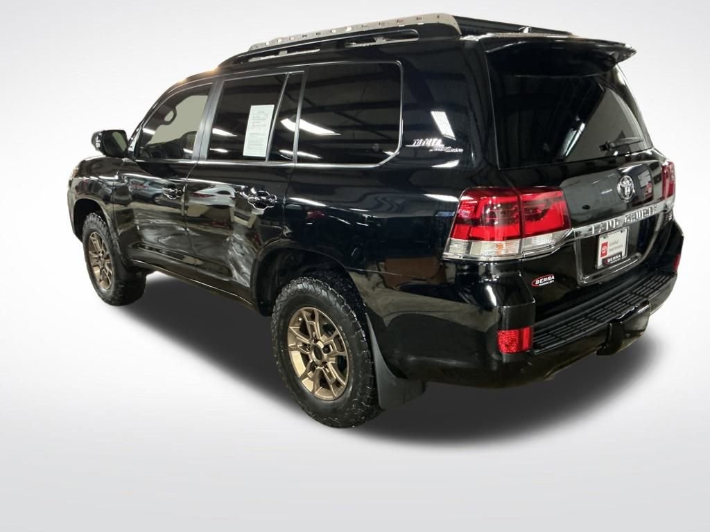 Certified 2021 Toyota Land Cruiser Heritage Edition image 3
