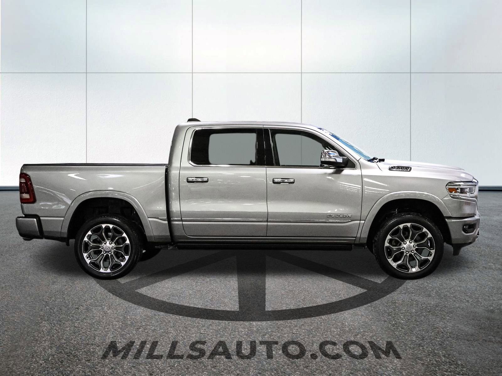 Used 2020 RAM 1500 Limited image 9