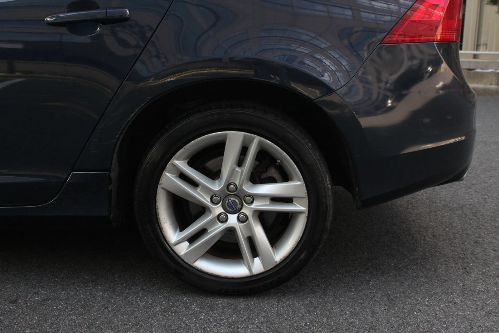 Used 2014 Volvo S60 T5 FWD image 10