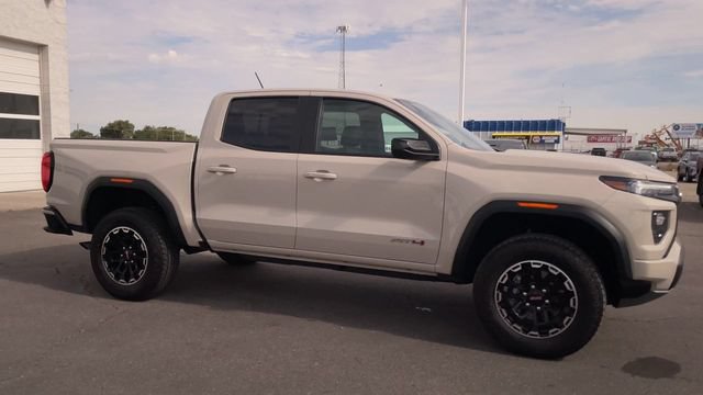 Used 2026 GMC Canyon AT4 AWD/4WD image 3