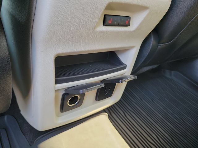 Used 2020 Ford Edge Titanium w/ Equipment Group 301A FWD image 19
