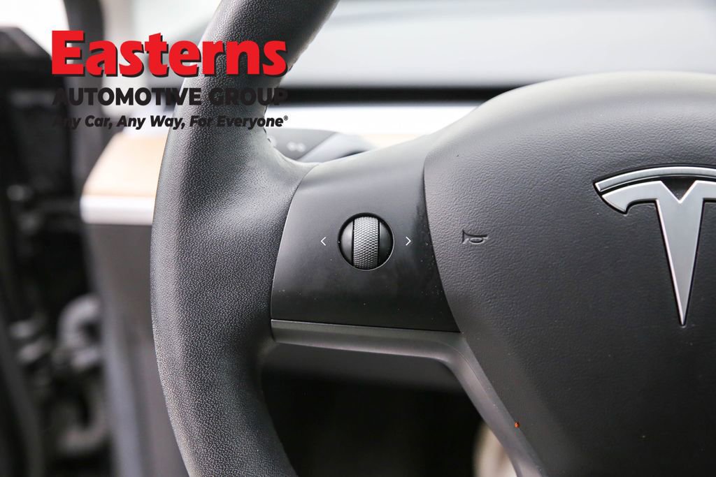 Used 2021 Tesla Model 3 Standard Range Plus image 15
