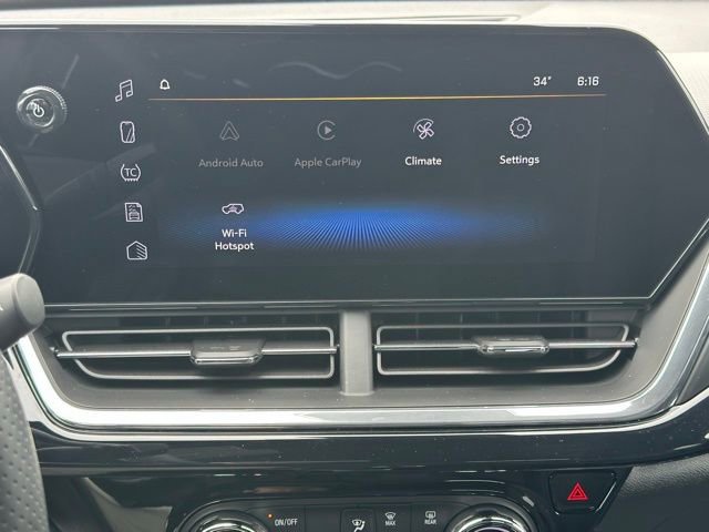 Used 2025 Chevrolet Trax RS w/ Driver Confidence Package image 26