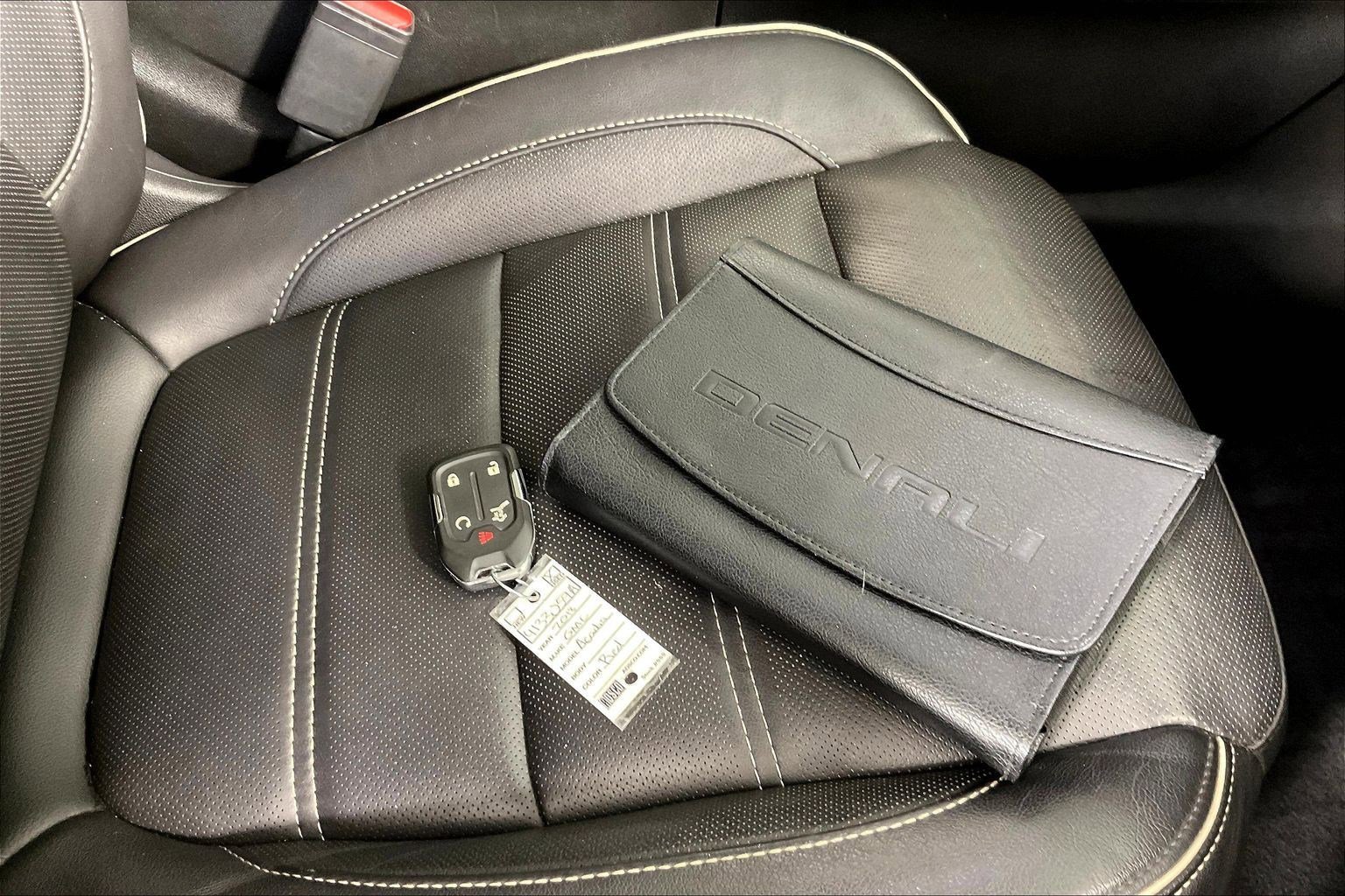 Used 2018 GMC Acadia Denali w/ Technology Package AWD/4WD image 36