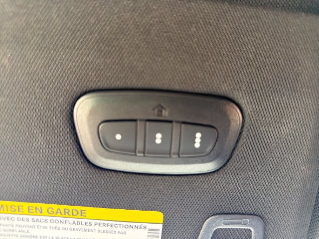 Used 2025 Jeep Grand Cherokee L Limited w/ Black Appearance Package AWD/4WD image 23