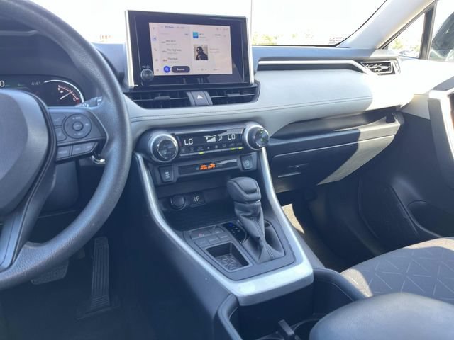 Used 2024 Toyota RAV4 XLE FWD image 14
