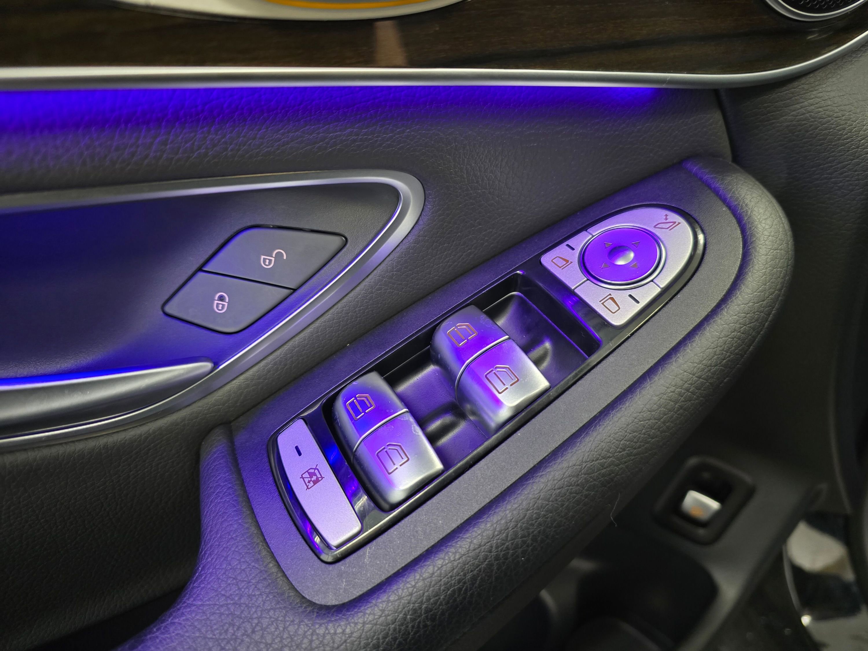 Used 2022 Mercedes-Benz GLC 300 4MATIC image 31