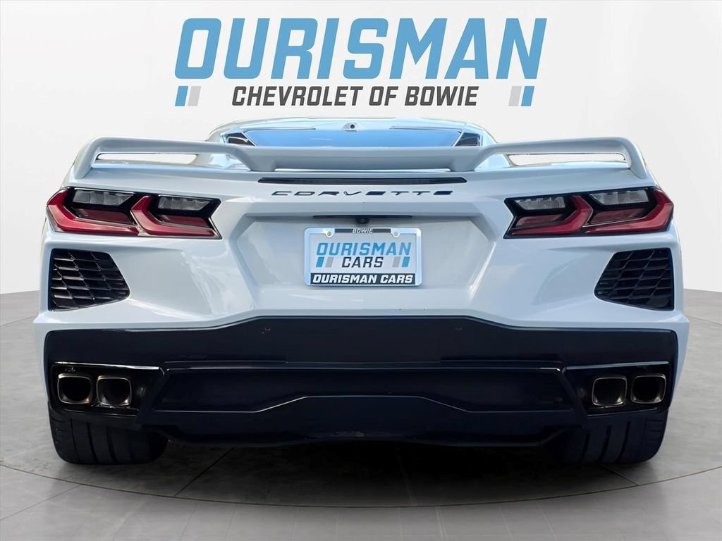 Used 2024 Chevrolet Corvette Stingray Preferred Cpe w/ Z51 Performance Package RWD image 4