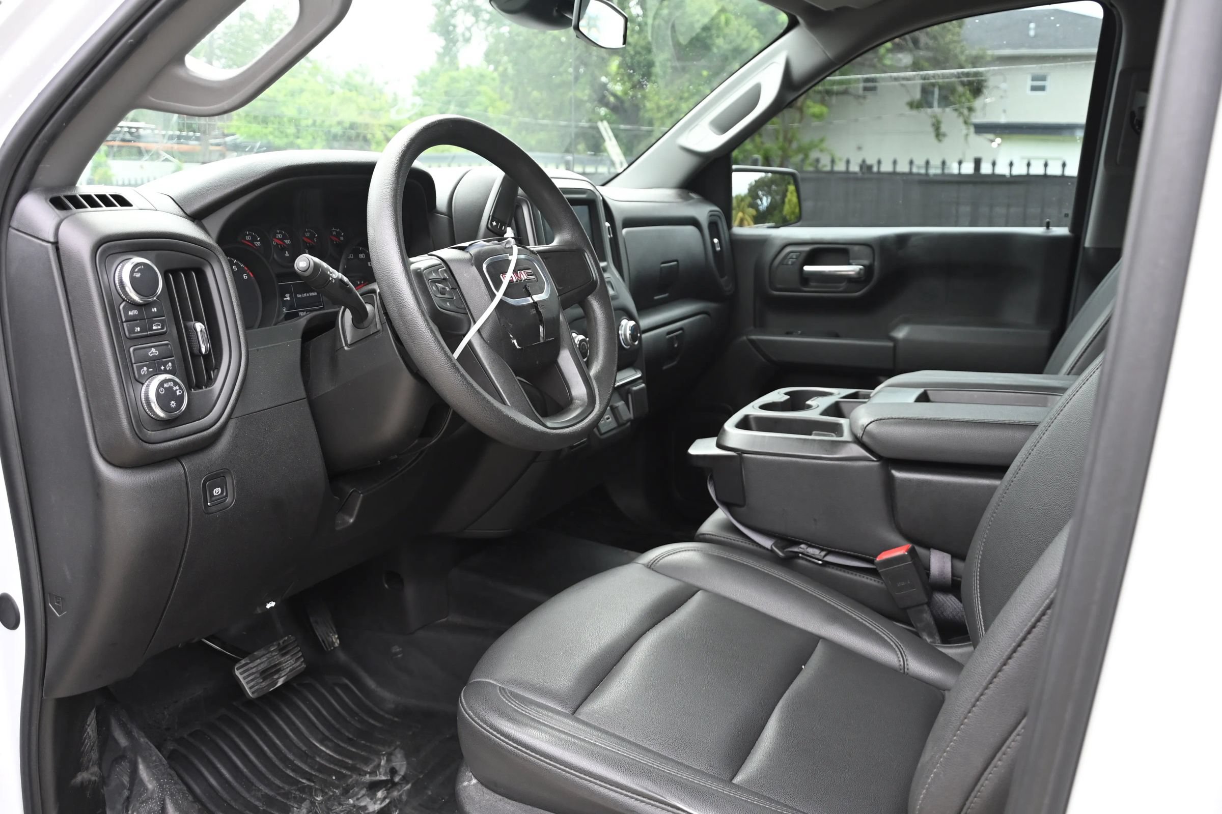 Used 2024 GMC Sierra 1500 Pro w/ Pro Value Package AWD/4WD image 12