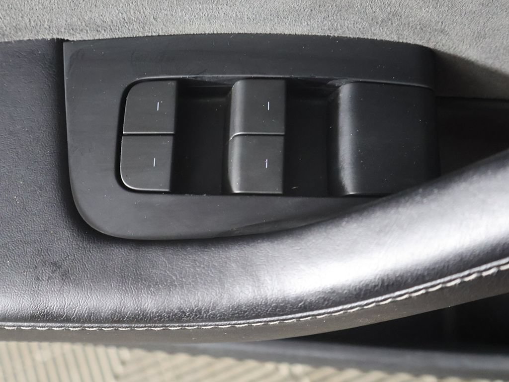 Used 2023 Tesla Model 3 Standard Range RWD image 35