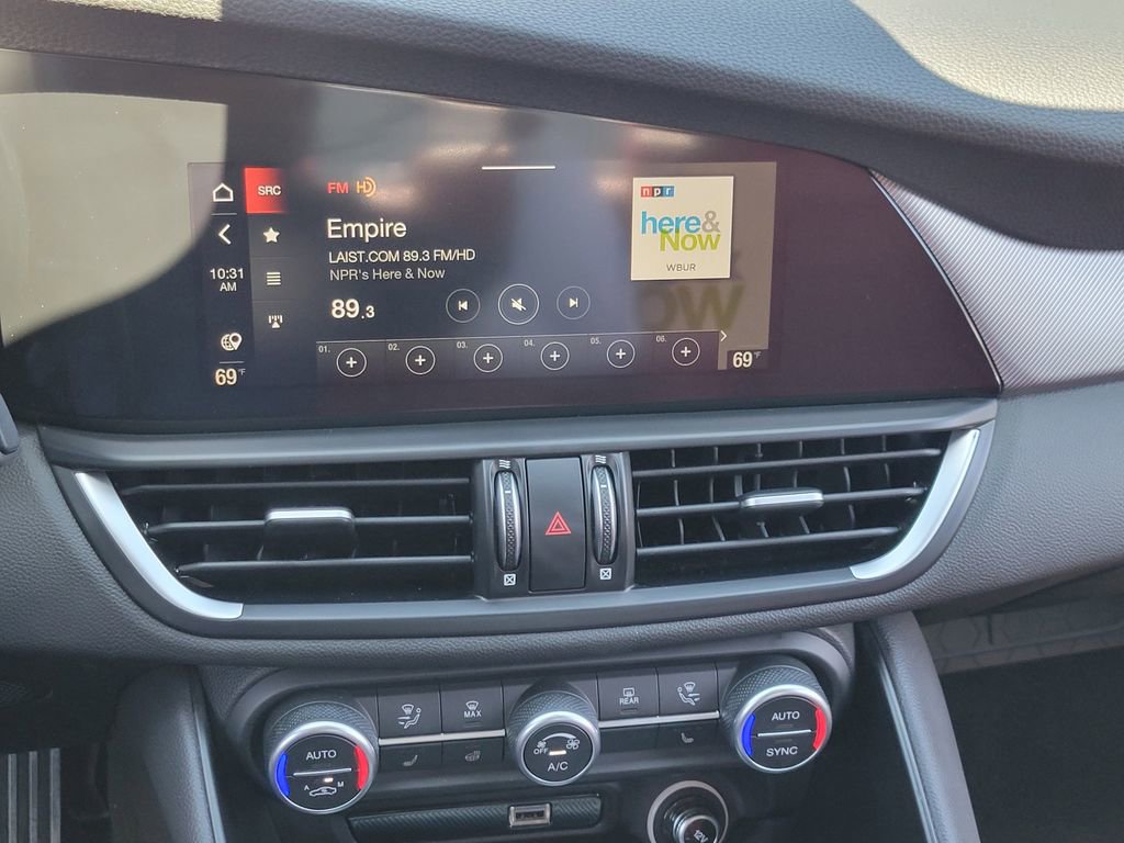 Used 2022 Alfa Romeo Giulia Veloce image 8