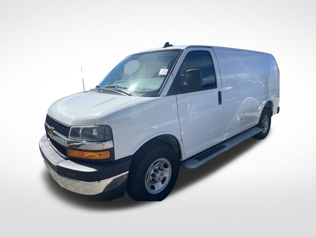 Used 2025 Chevrolet Express 2500 w/ Driver Convenience Package RWD image 2