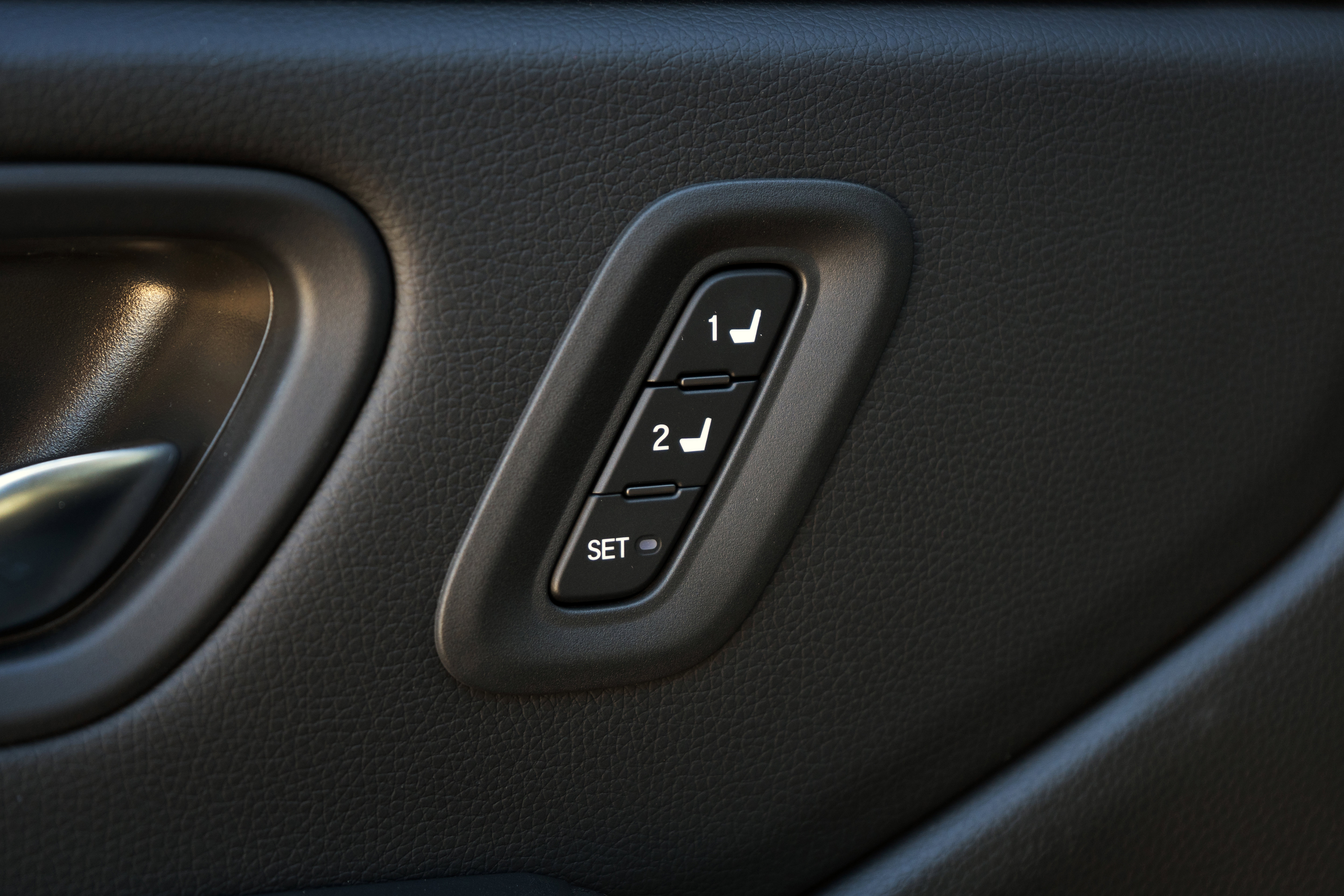 Used 2025 Honda Pilot Elite image 39