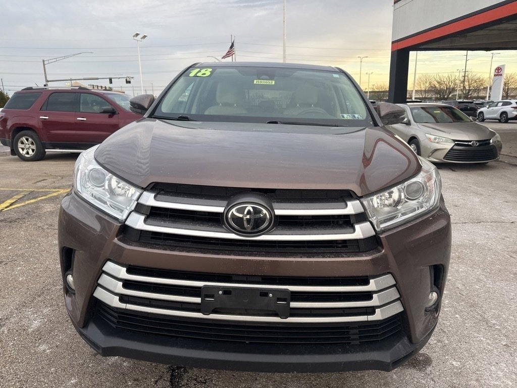 Used 2018 Toyota Highlander Plus image 2