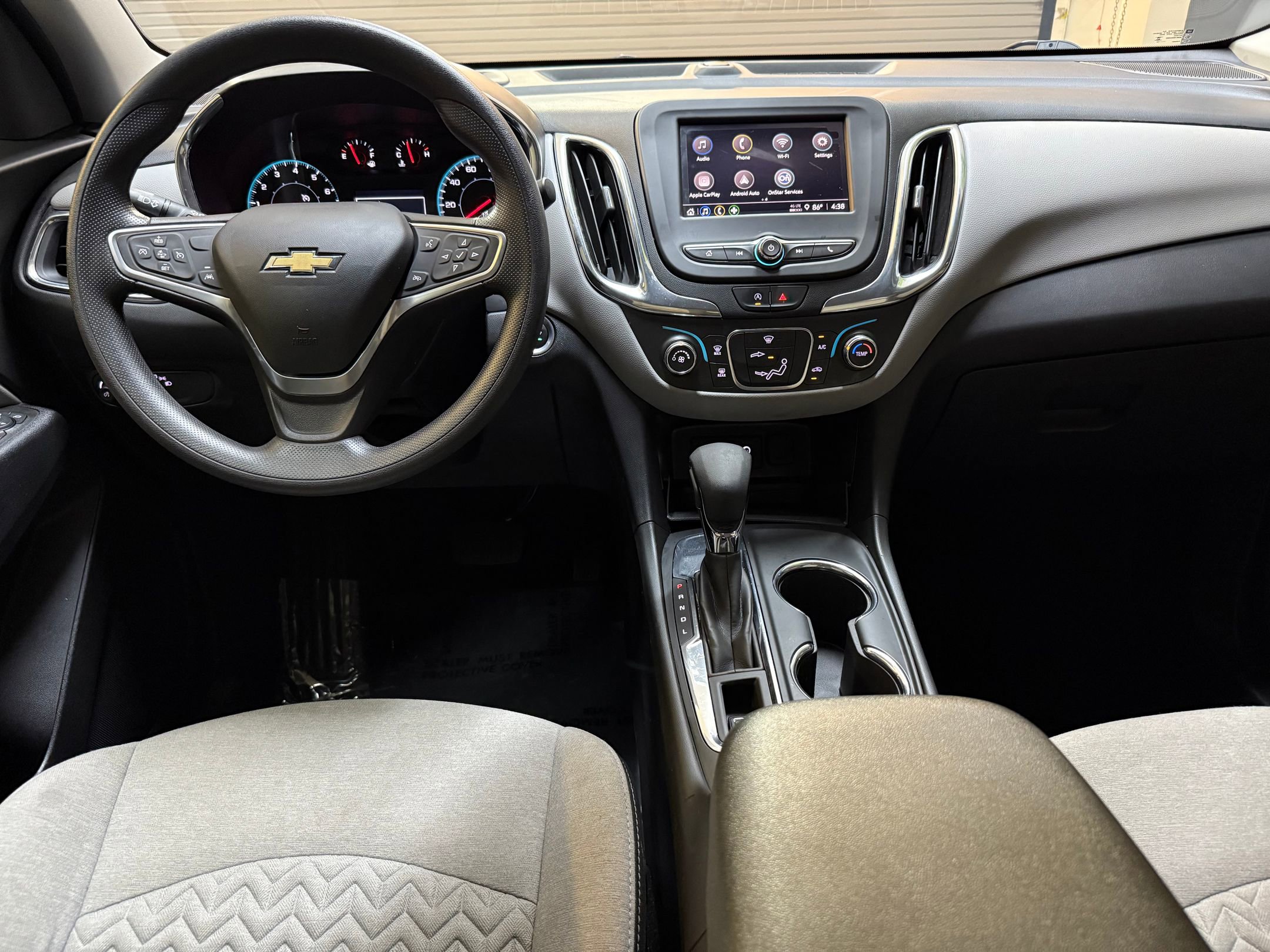 Used 2023 Chevrolet Equinox LS image 37