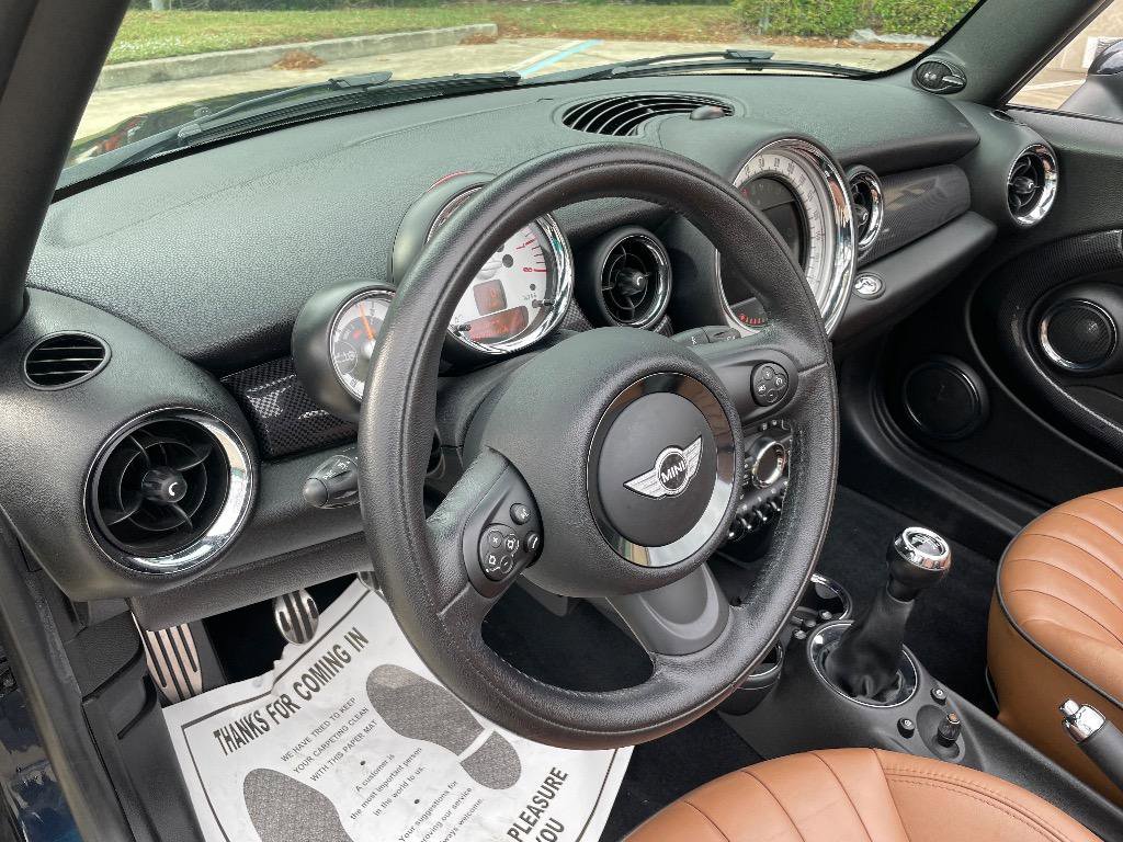 Used 2013 MINI Cooper S image 19