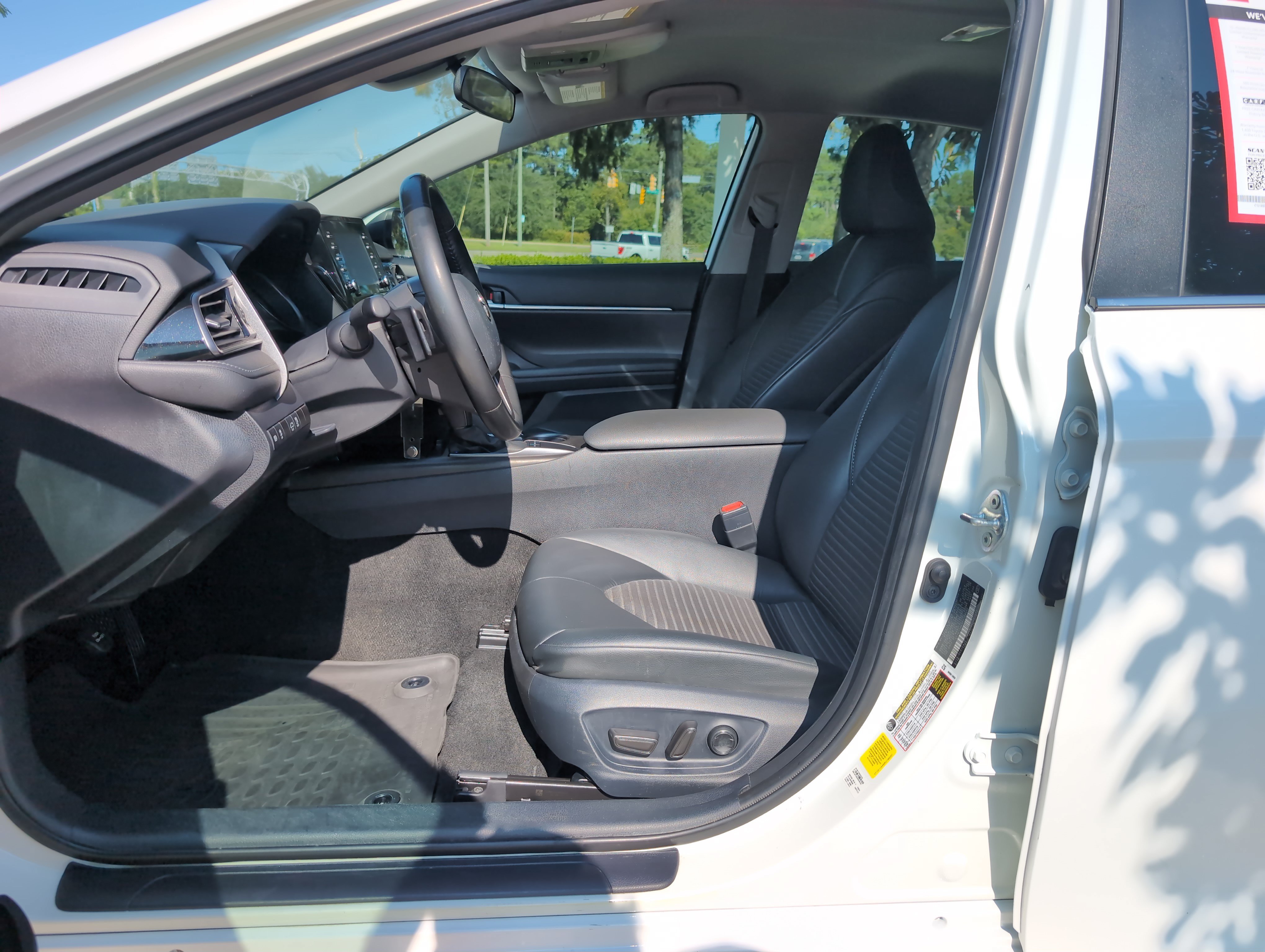 Certified 2024 Toyota Camry SE FWD image 16