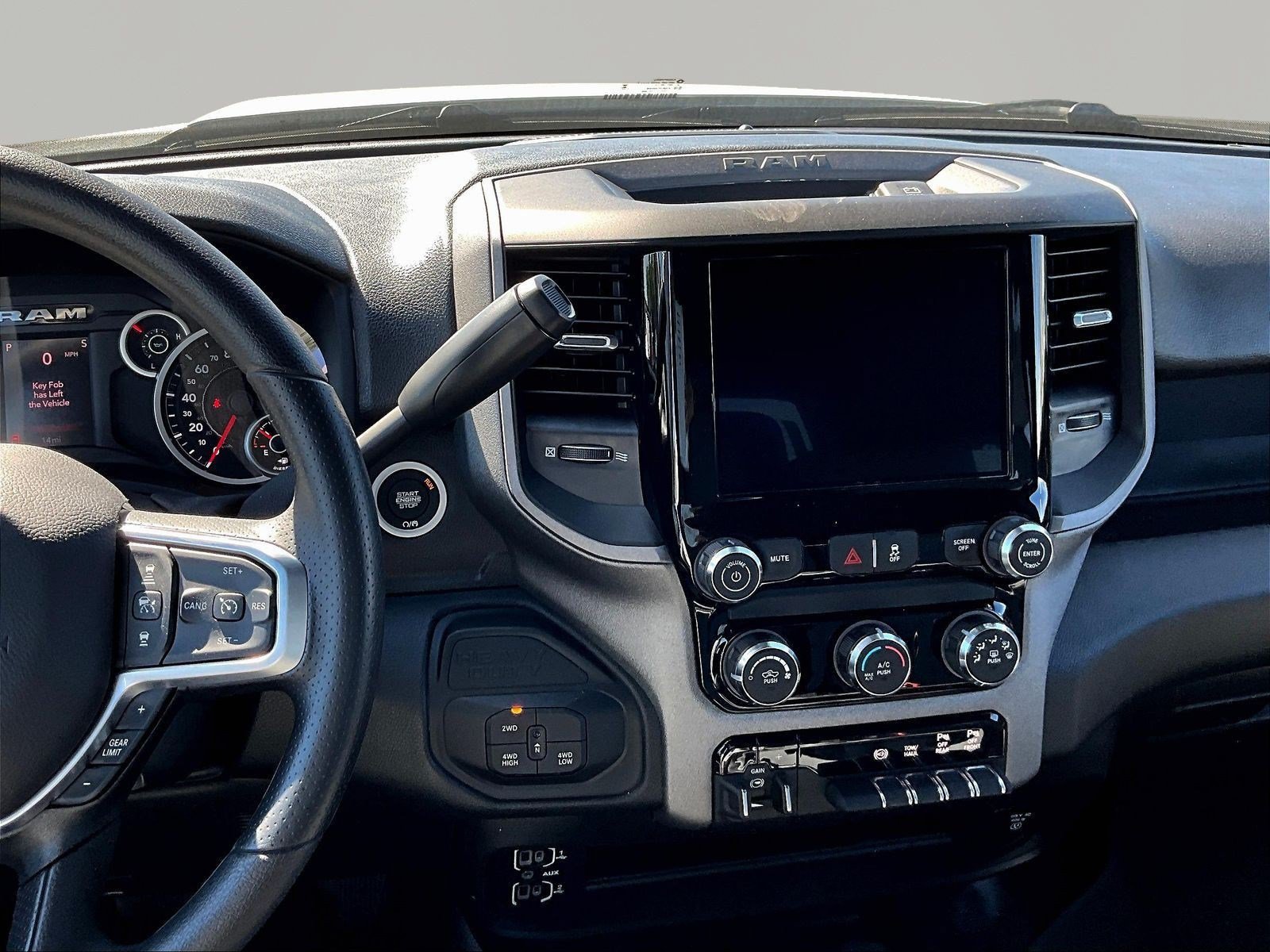 New 2027 RAM 2500 Tradesman w/ Chrome Appearance Group AWD/4WD image 7