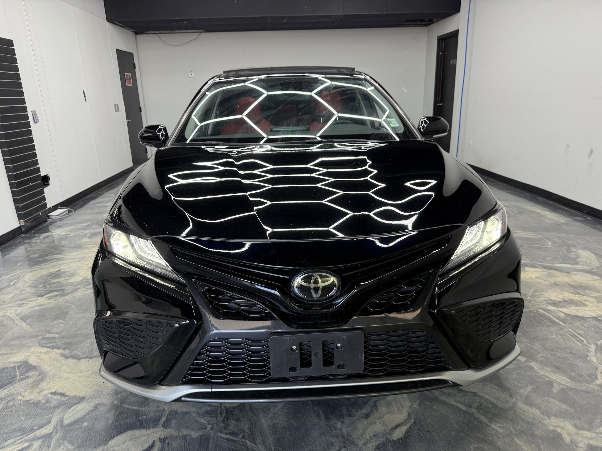Used 2021 Toyota Camry XSE AWD/4WD image 7