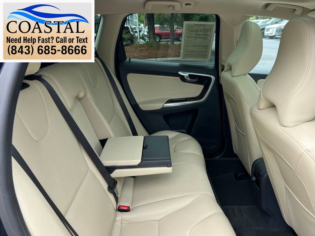 Used 2016 Volvo XC60 T6 w/ Proximity Package AWD/4WD image 21