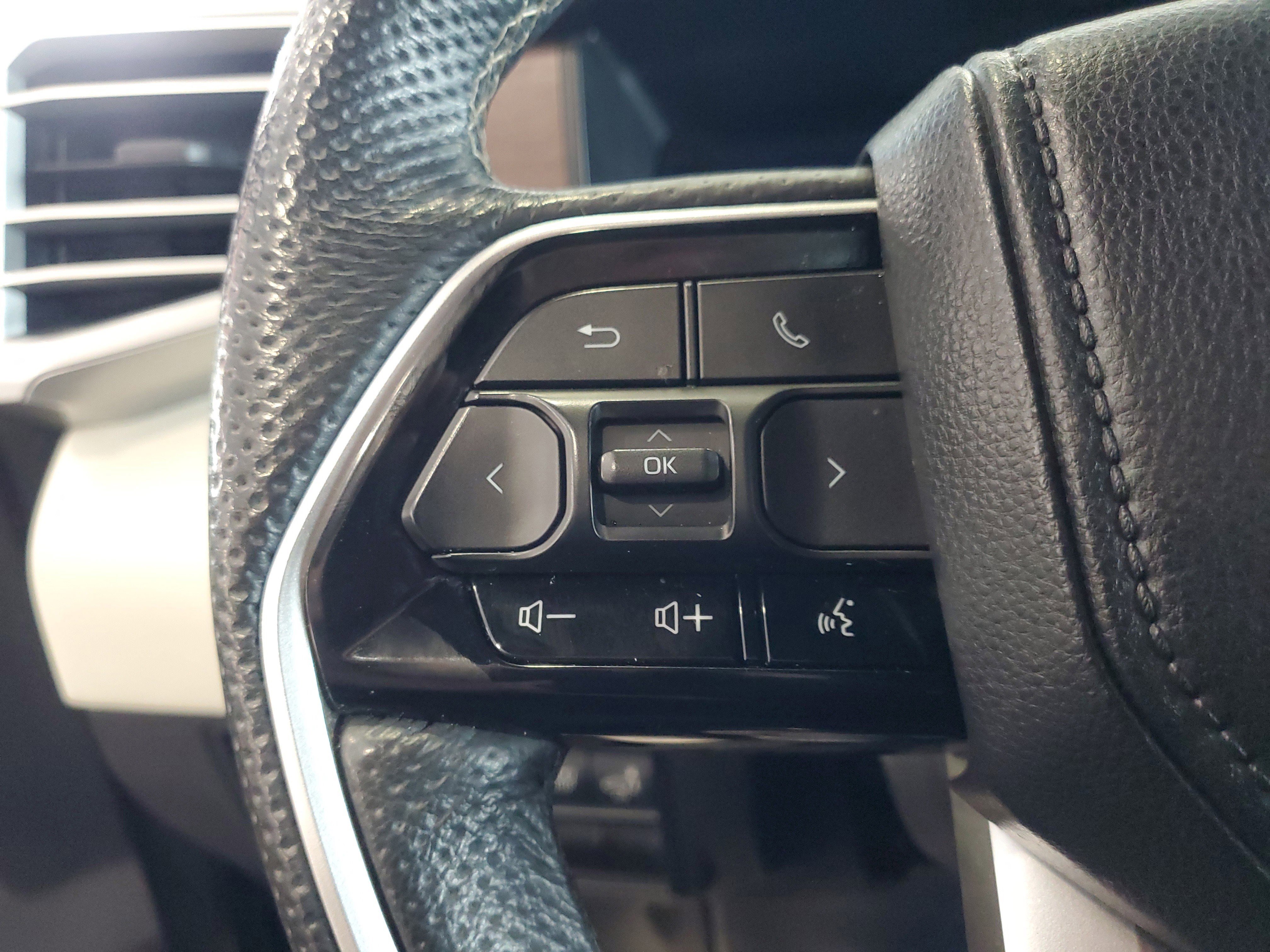 Certified 2024 Toyota Sequoia Capstone image 16