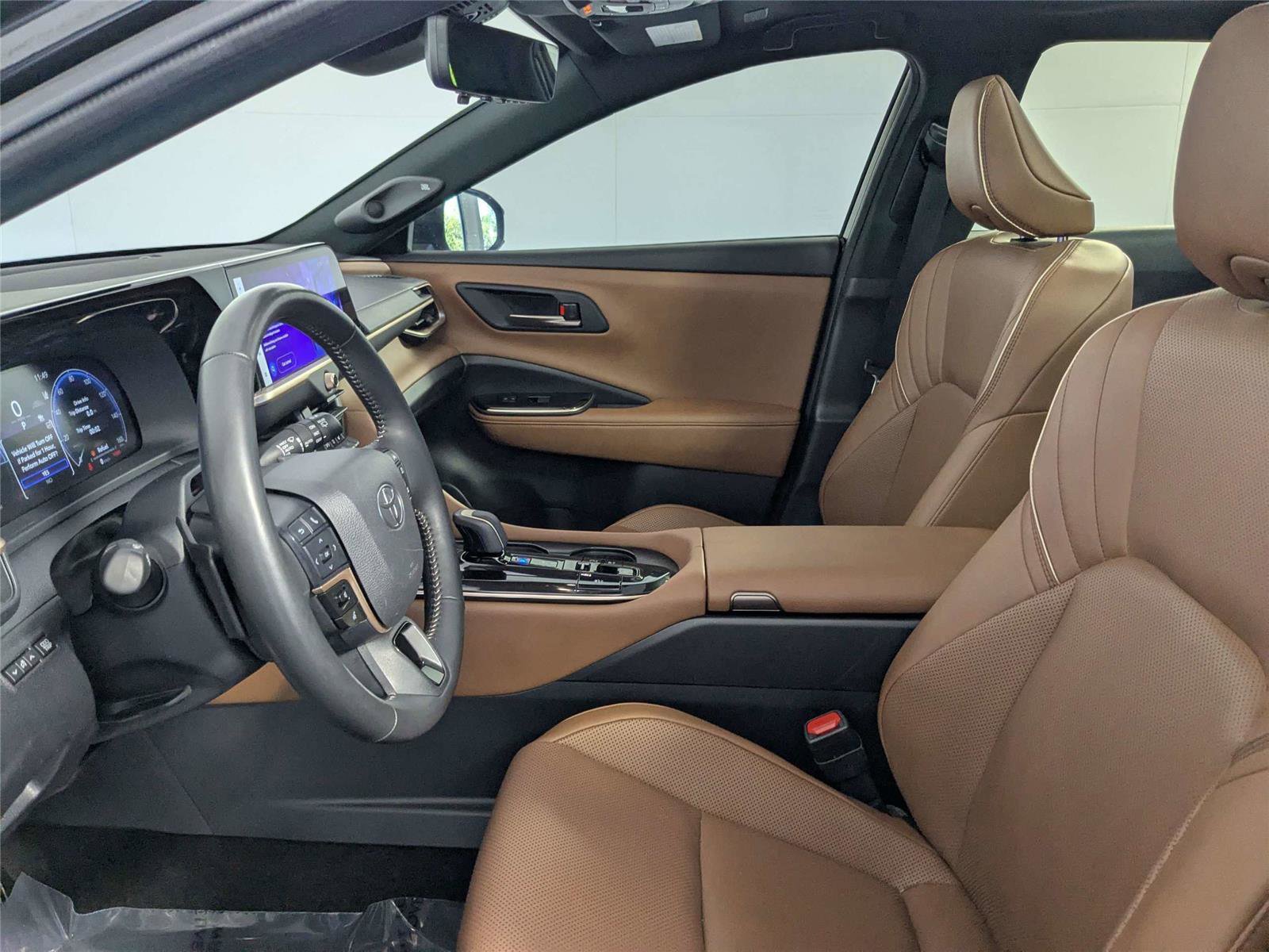 Certified 2025 Toyota Crown Signia w/ Advanced Technology Package AWD/4WD image 13