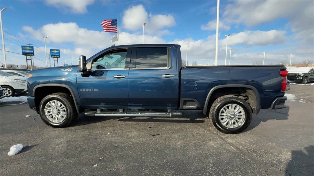 Used 2020 Chevrolet Silverado 3500 High Country w/ Z71 Off-Road Package image 5