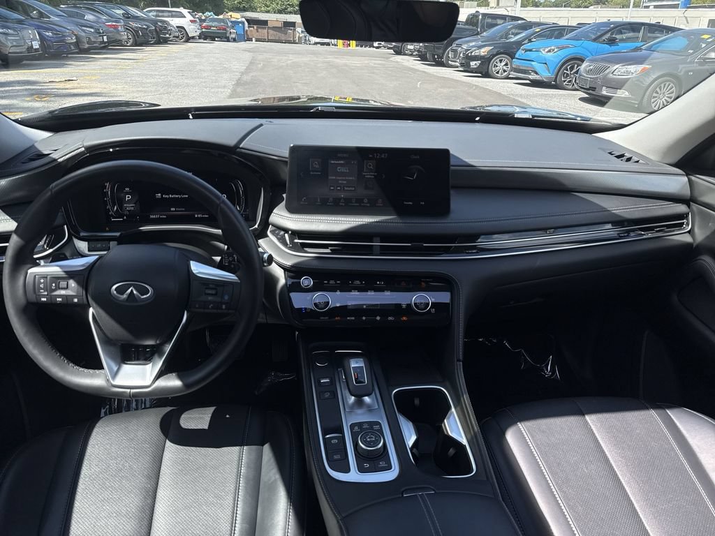 Used 2023 INFINITI QX60 Luxe w/ Cargo Package AWD/4WD image 23