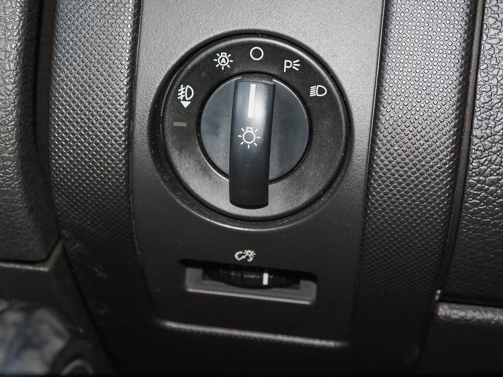 Used 2010 Ford Explorer Sport Trac Limited image 25