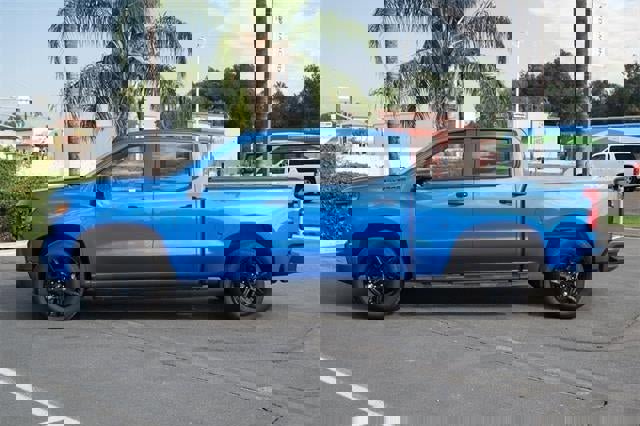 Used 2025 Chevrolet Silverado 1500 Custom image 68