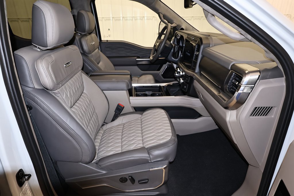 New 2026 Ford F450 Platinum image 16