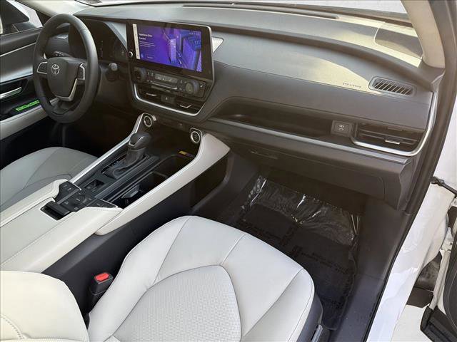 Certified 2026 Toyota Grand Highlander XLE AWD/4WD image 25