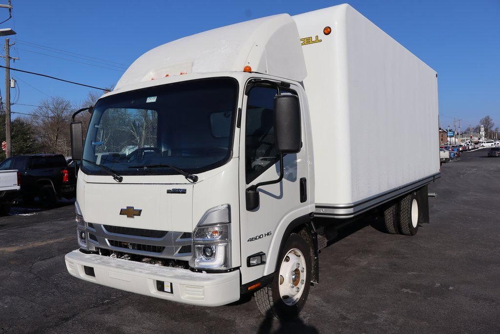 New 2025 Chevrolet Low Cab Forward RWD image 31