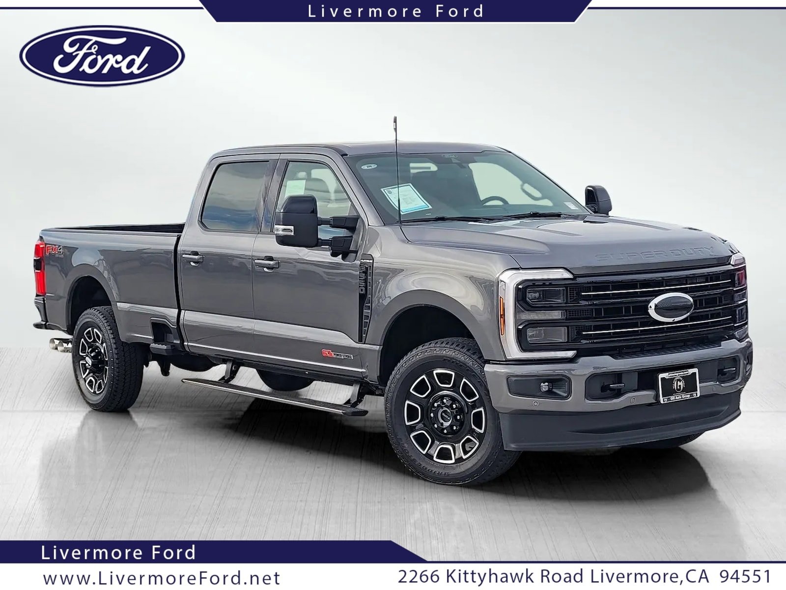 Used 2025 Ford F350 Platinum image 1
