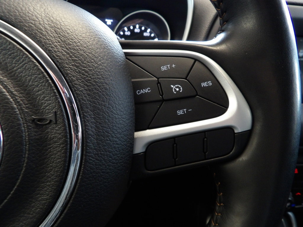 Used 2021 Jeep Compass Latitude w/ Convenience Group image 29