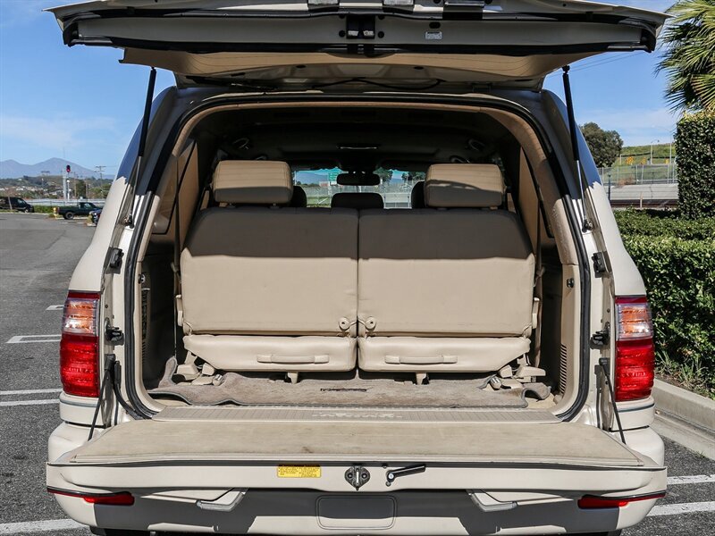 Used 2003 Lexus LX 470 4WD image 36