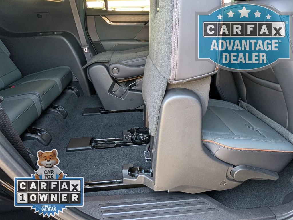 Used 2024 GMC Acadia AT4 w/ Luxury Package AWD/4WD image 27
