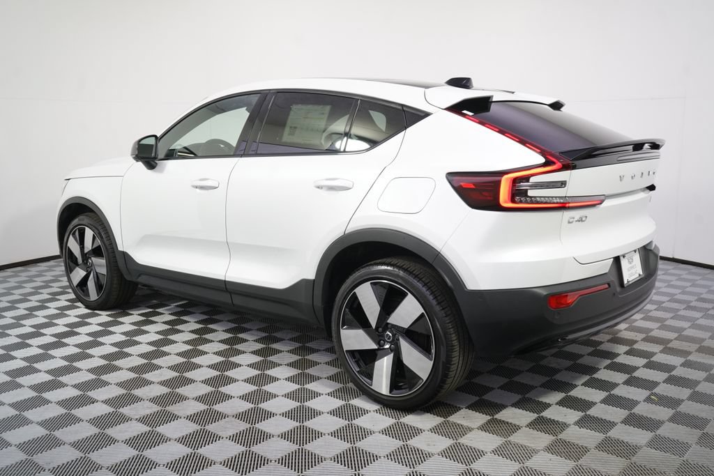 Used 2023 Volvo C40 P8 Recharge Ultimate AWD/4WD image 3