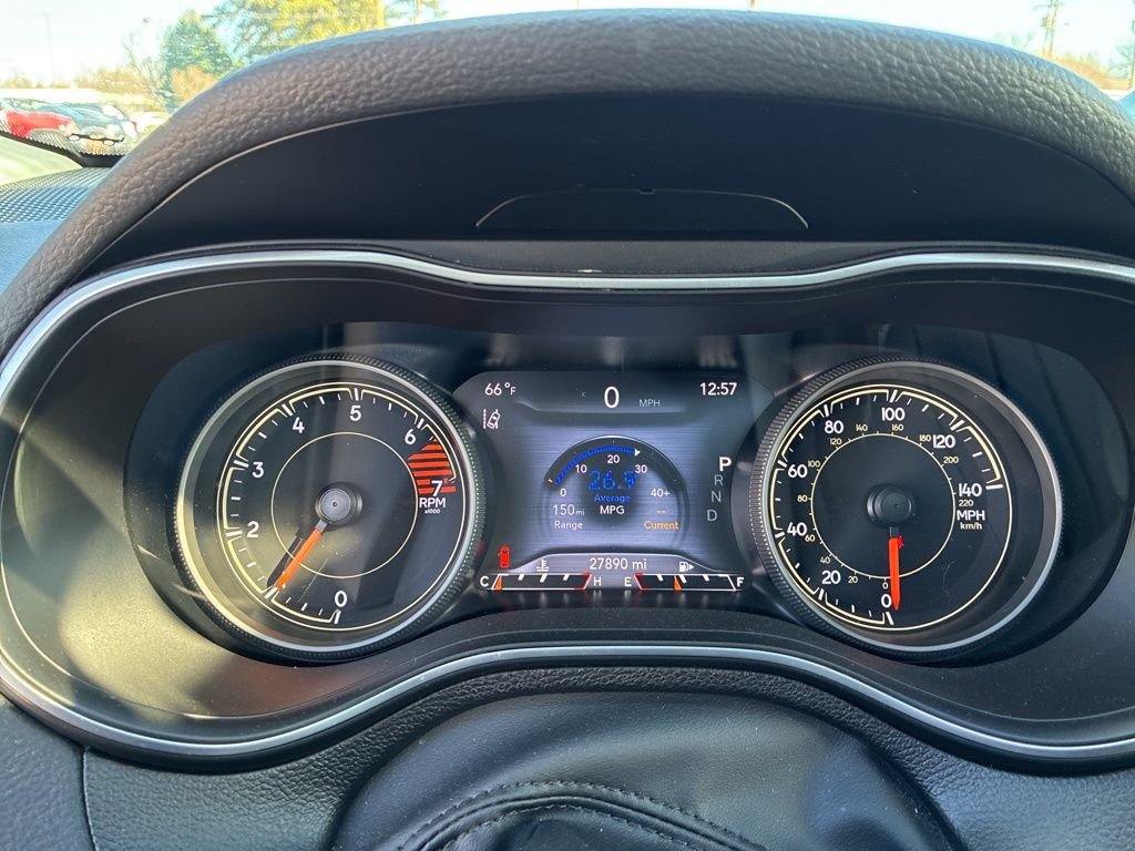 Used 2023 Jeep Cherokee Altitude Lux w/ Lux Elite Package image 20