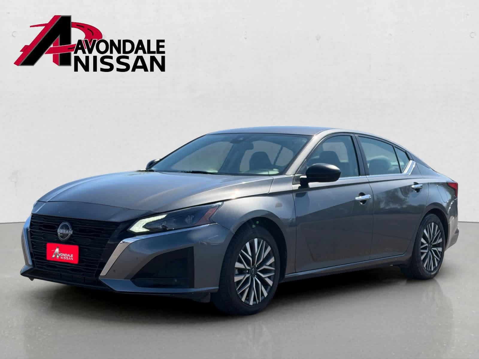 Certified 2025 Nissan Altima 2.5 SV FWD image 2