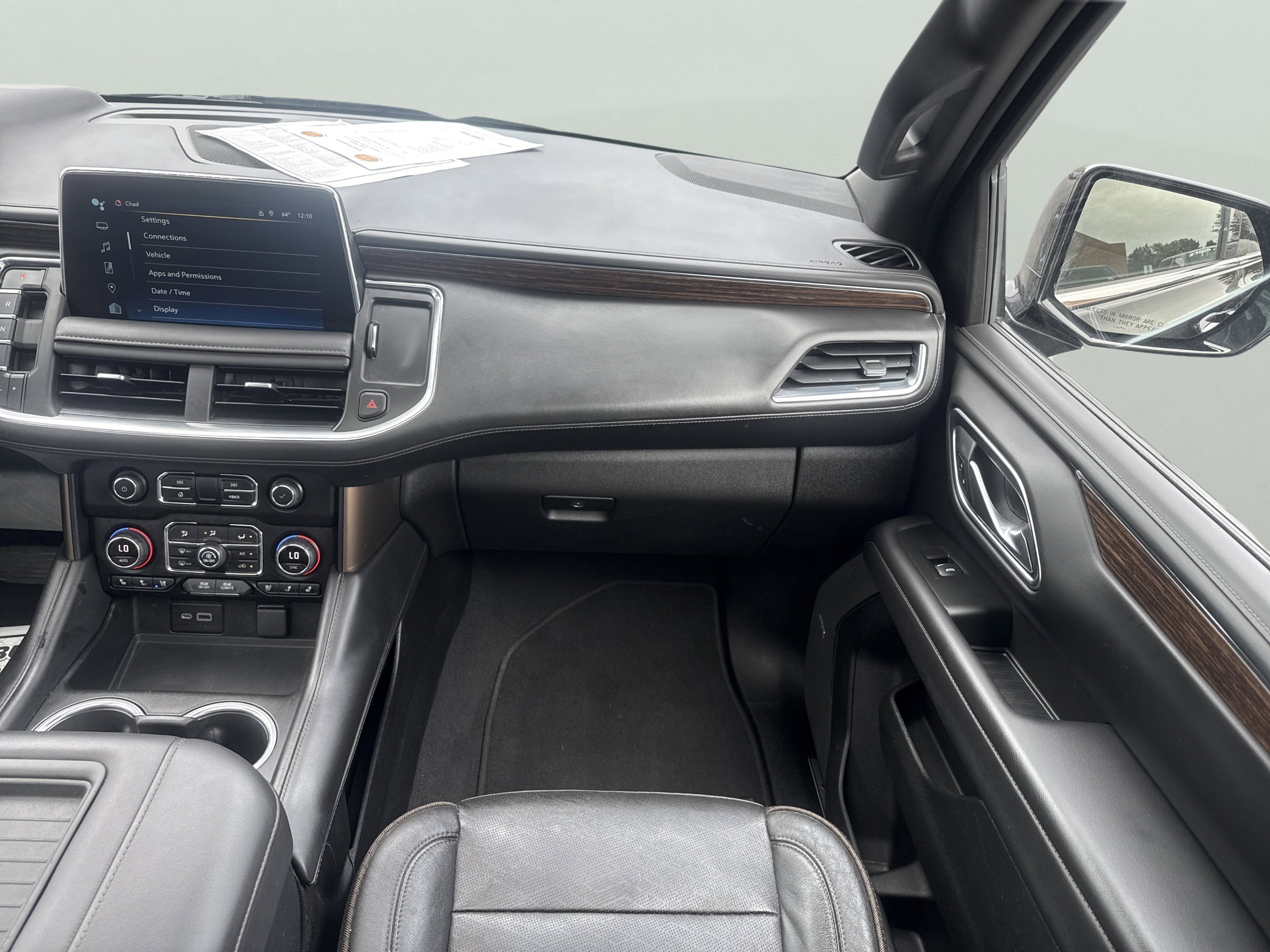Used 2022 Chevrolet Tahoe High Country AWD/4WD image 18